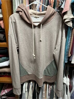 Hem & Thread Neutral Colorblock Hooded Pullover - Taupe, Brown & Olive